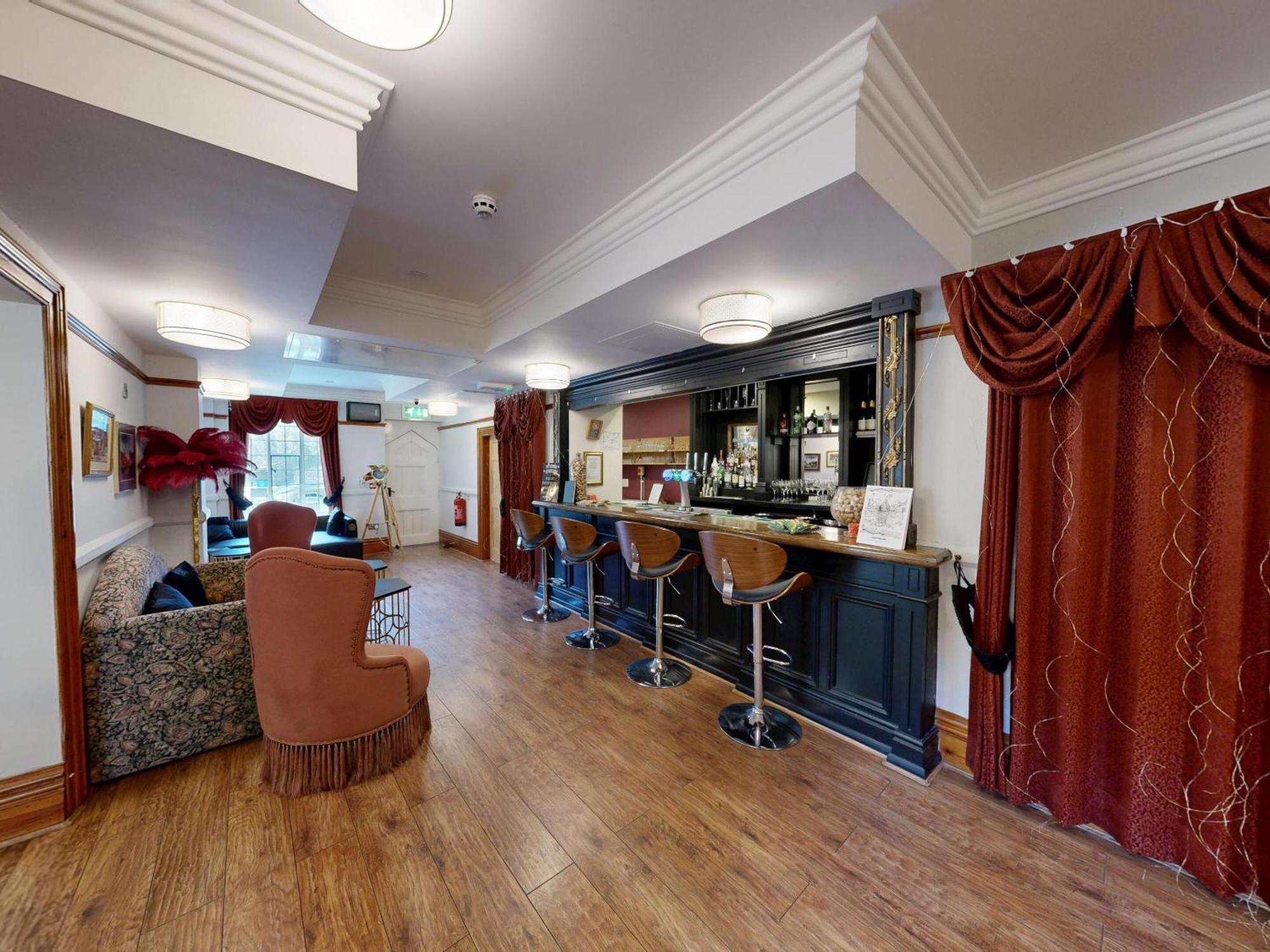 High Tor Couette-café